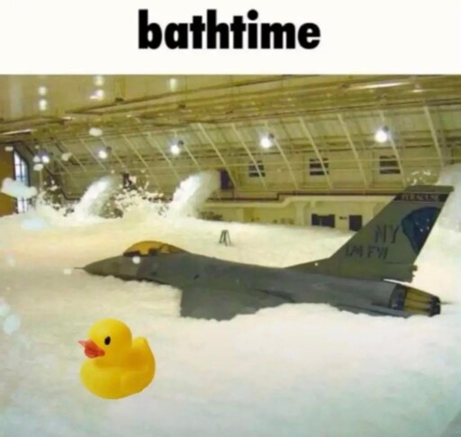 bathtime 🦆